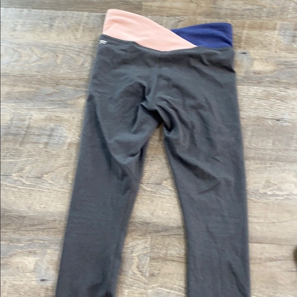 Fabletics Pants - 7/8 fabletics legging
